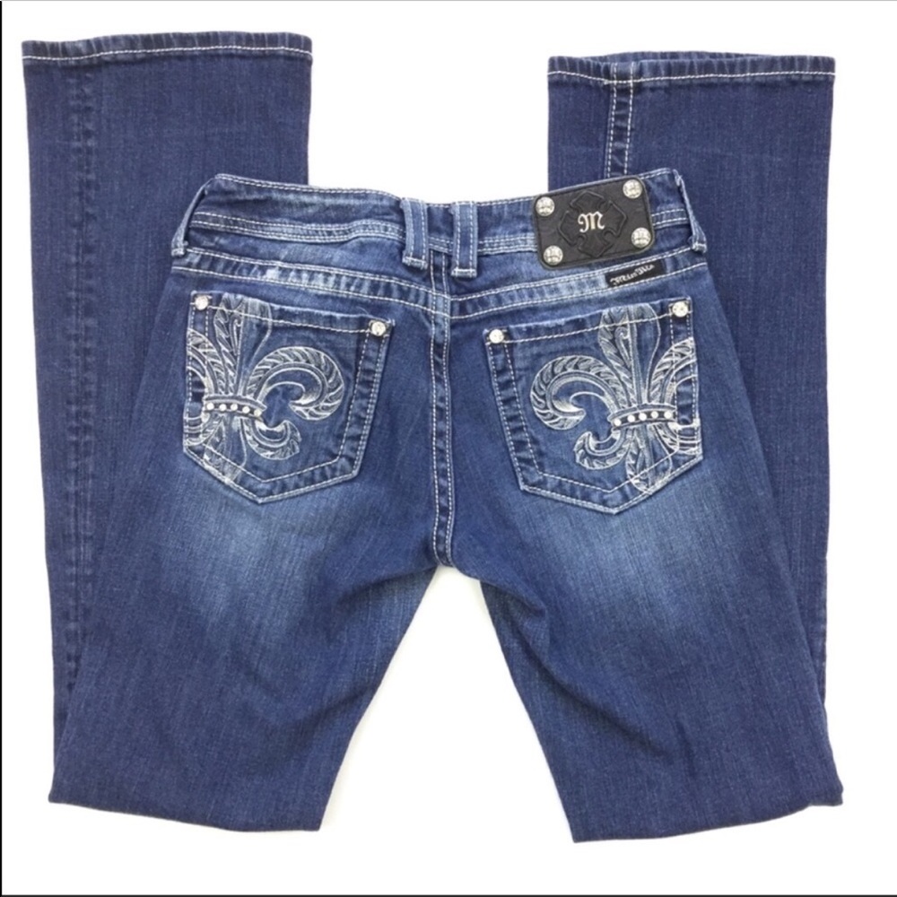 Miss Me boot cut dark wash stud pocket size 28